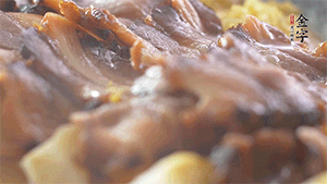 大火蒸至15分鐘即可。