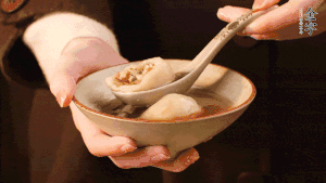 新的一年，我們還是要吃好喝好哦，祝大家元宵快樂(lè)！