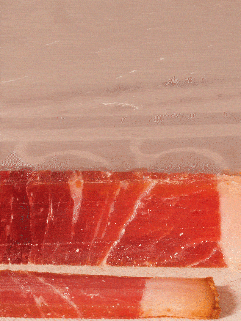 金字火腿切片，溫水浸泡5分鐘