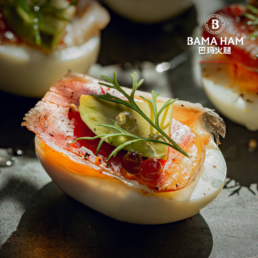 巴瑪火腿雞蛋鱷梨沙拉